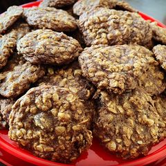 A picture of Oatmeal Raisin Cookies with walnuts.