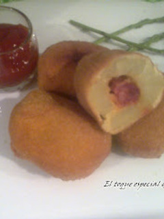 Una foto de Patatas rellenas con chorizo