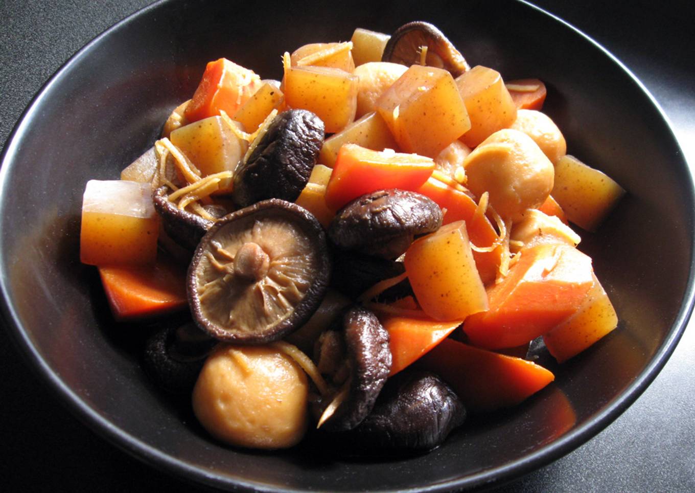 Simmered Konnyaku (Konjac) & Shiitake