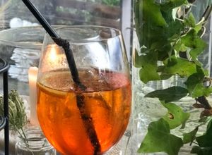Una foto de Aperol