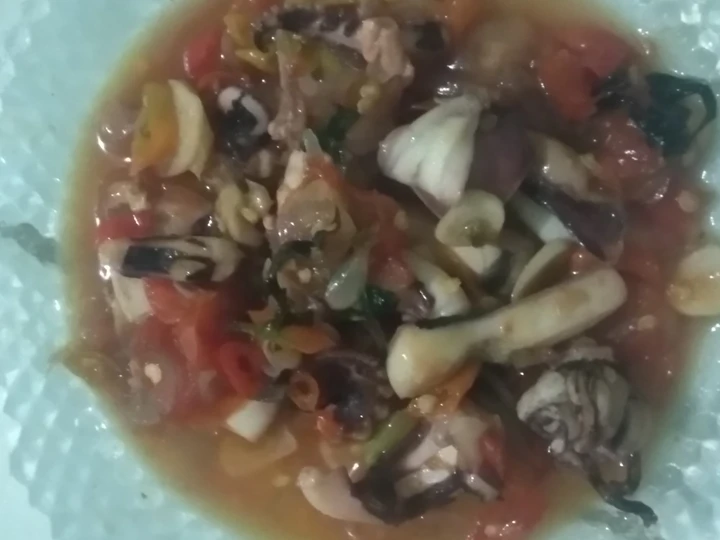 Langkah Gampang Membikin Resep Cumi pedas kemangi yang Bikin Ngiler Anti Ribet, Menggugah Selera
