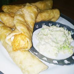 A picture of Chicken Malai boti roll.
