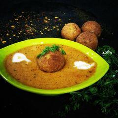 A picture of Malai Kofta Curry.