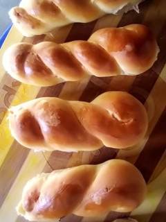 A picture of Sweet bread swirls.
