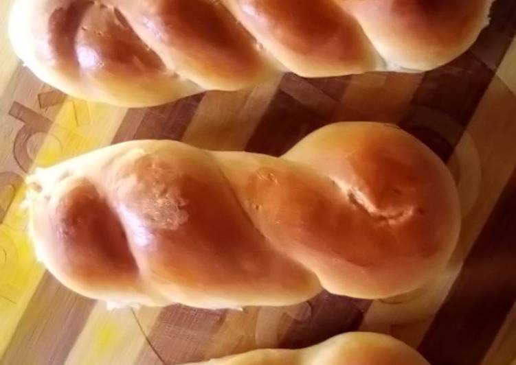 Step-by-Step Guide to Make Homemade Sweet bread swirls