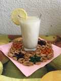 Agua de avena con limón