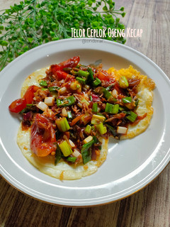 Foto resep Telor Ceplok Oseng Kecap