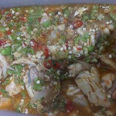 A picture of Okro with fresh fish.