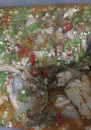 A picture of Okro with fresh fish.