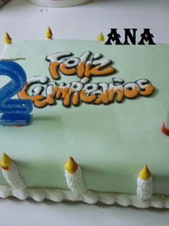 Una foto de Torta cumpleaños adulto fácil