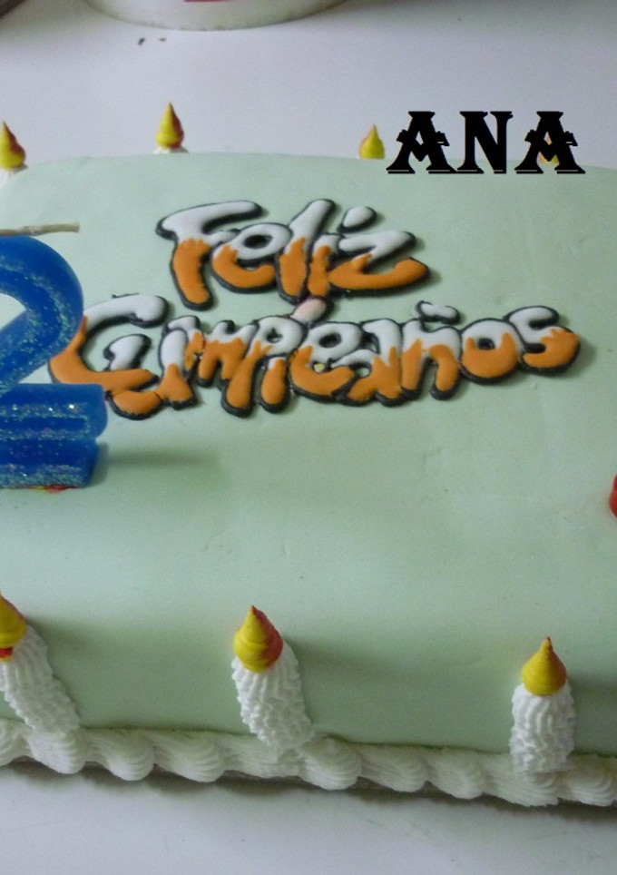 Una foto de Torta cumpleaños adulto fácil