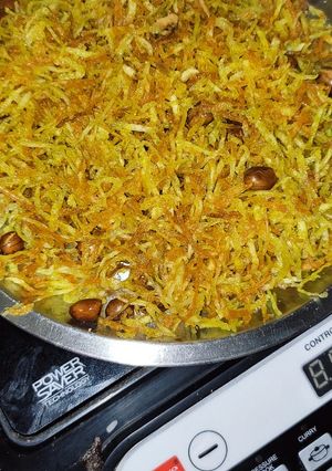 लच्छा आलू भुजिया नमकीन (lachha aloo bhujiya namkeen recipe in Hindi) रेसिपी मुख्य फोटो