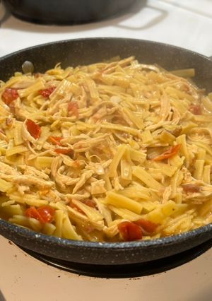 A picture of Chicken Bacon Pasta.