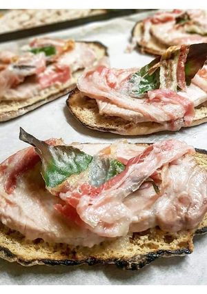 Foto di Crostoni al forno con arista