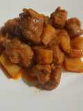 Carne de cerdo con papas
