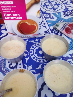 Una foto de Flan con caramelo