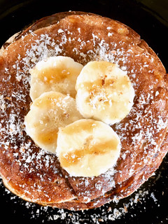 A picture of Flourless banana pancake.