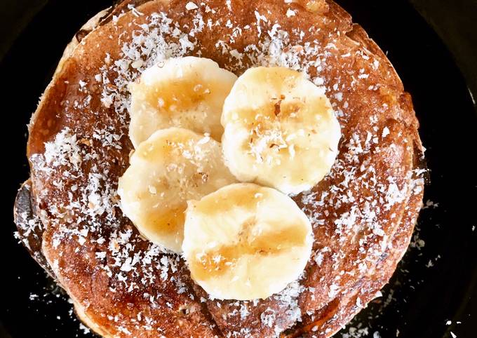 Flourless banana pancake