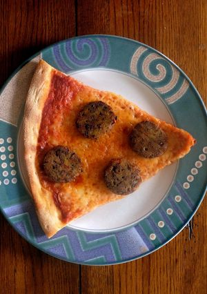 Hình của món Xúc xích chay - Vegan Pepperoni.