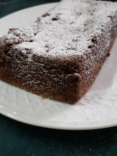 Una foto de Brownies de avena y bananos
