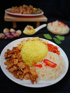 Foto resep Nasi kuning magicom