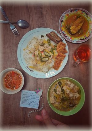 Foto resep Set Menu Makan Siang Ekonomis Spesial Hari Ibu ala Violet Azalea