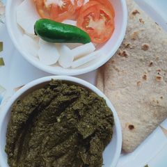 A picture of Sarso ka saag.