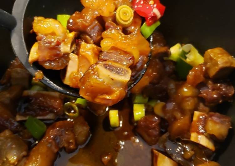 Sticky Spare Beef Ribs