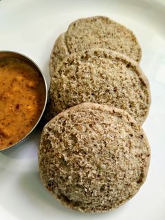 கொள்ளு இட்லி செய்முறை முக்கிய புகைப்படம்