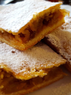 Almás pite... "Az" almás pite! recept fotója