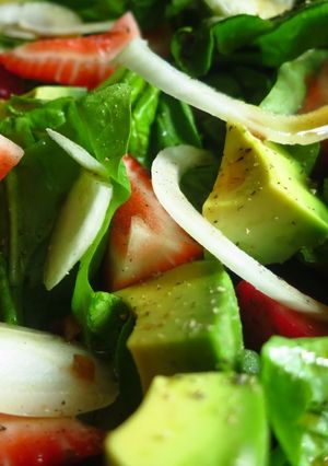 A picture of Strawberry Spinach Salad with Soy Worcestershire Dressing.