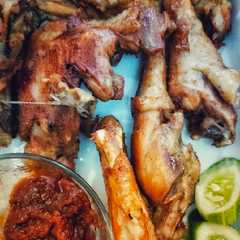 A picture of Ayam Goreng Bumbu Ayam Pop.
