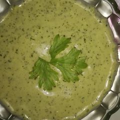 A picture of Green chutney mayonnaise.
