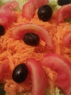 صورة لوصفة سلطة صيفية منعشة ☘🌿🍅