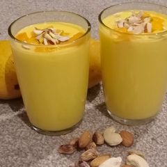 A picture of Mango dryfruit lassi.