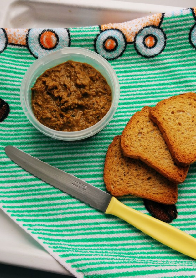 Una foto de Paté de mejillones y atún