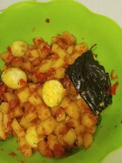 Foto resep Sambel Kentang Telur Puyuh