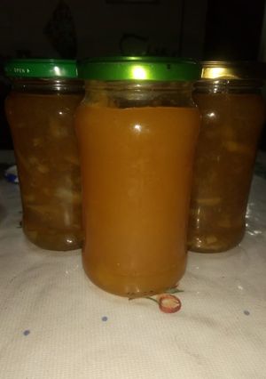 Una foto de Mermelada de pera, manzana y naranja