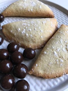 Una foto de Pastelitos de almendra/ Pastissets de'ametlla🌟