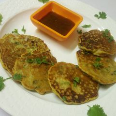 A picture of Couscous fritters.