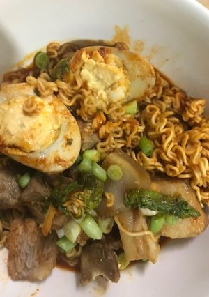 Hình của món Mì cay Hàn Quốc.