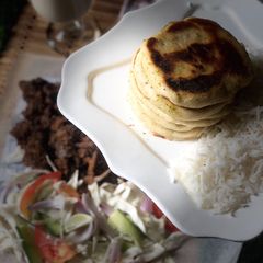 A picture of Mini naan bread.