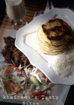 A picture of Mini naan bread.