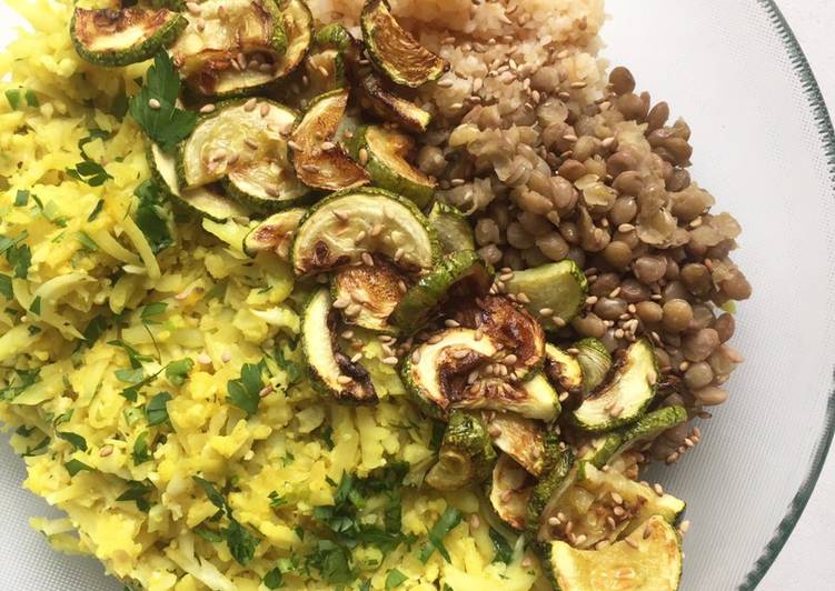 Arroz de coliflor y cúrcuma