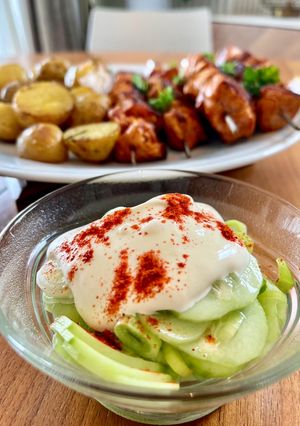 Une photo de Salade de concombre à la hongroise