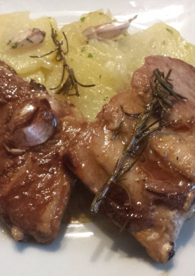 Una foto de Costillas de cerdo asadas