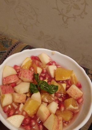 صورة لوصفة سلطه فواكه بسيطه 😍~