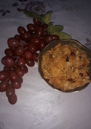 A picture of Corn flakes mixture.