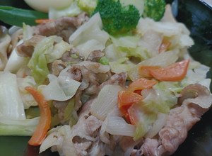 日式炒豬肉片 的食譜成品照片