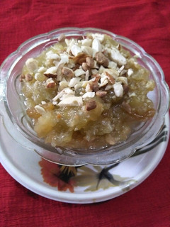लौकी का हलवा (Lauki ka halwa recipe in Hindi) रेसिपी मुख्य फोटो